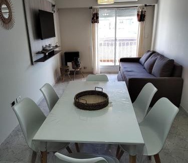 Puerto Madryn Apartment | Temporarios Roque Saenz Peña, Dto D