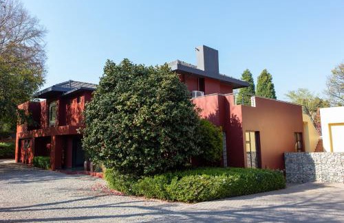 Greater Johannesburg Metropolitan Area Hotel | Ten Bompas Hotel