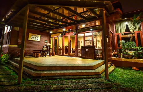 Lugu Bed & Breakfast | Tengfangju Homestay