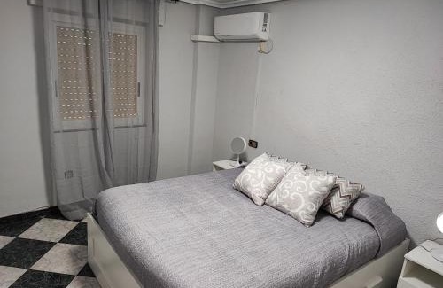 Jaen Apartment | Teniente Bago con opción de aparcamiento
