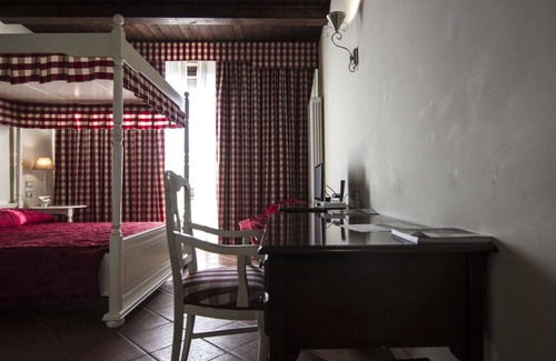 Buriasco Hotel | Tenuta La Cascinetta