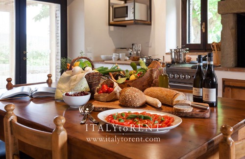 Acqua Loreto Villa | TENUTA PULCERIA, Luxury spacious villa with very large pool. Family gatherings