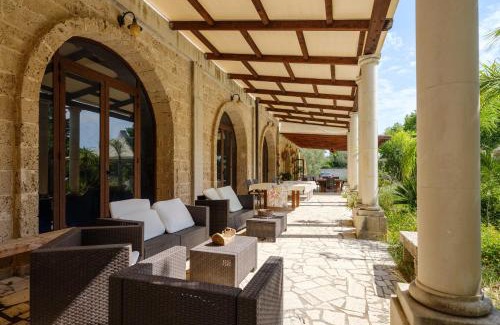 Aradeo Apartment | Tenuta San Trifone Corbezzolo