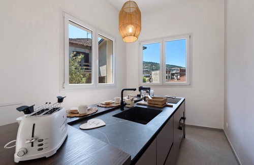 Como Apartment | Teresa Suite in Como with Private Terrace, Wi-Fi & Air Conditioning
