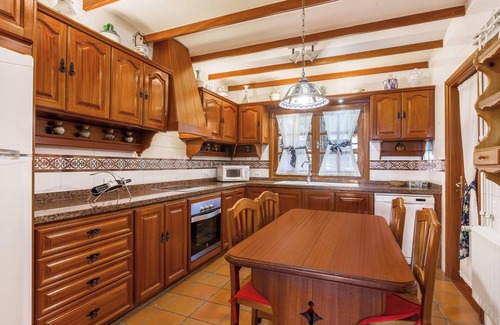 La Concepcion House | "Teresita High Views" with Panoramic View, Private Pool, Wi-Fi, Garden & Terrace