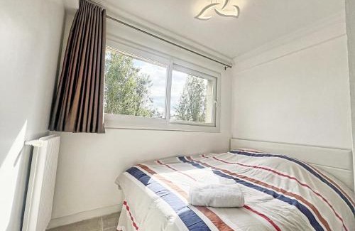 Villa Montmorency Apartment | Terrace one bedroom lacoste