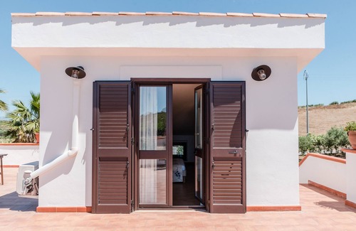 Montallegro Apartment | 'Terrace' Room with Mountain View, Wi-Fi and Air Conditioning