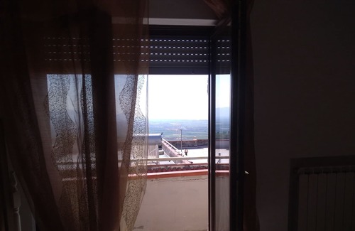 Minturno House | Terraced house on 2 floors, independent entrance