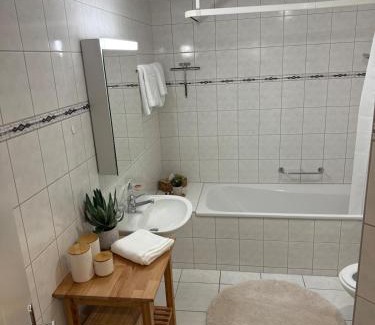 Wangen Apartment | Terrassenwohnung mit Parkplatz