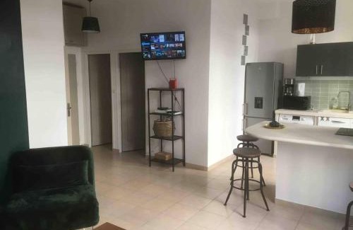 La Villette Apartment | Terrasses du Port 5 mn, T2 moderne tout équipé 5 couchages