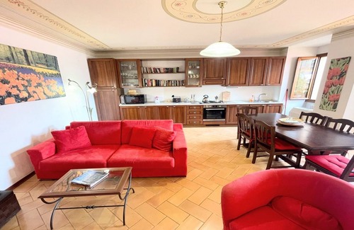 Spoleto Apartment | TERRAZZA BELLA/SPOLETO HISTORIC CENTRE/SLPS 5/ROME 1 Hr