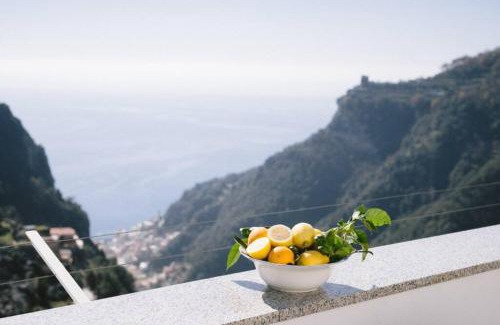 Pontone Apartment | Terrazza Belvedere a Pontone -Scala- Amalfi coast- park included