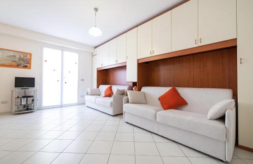 Borghetto Santo Spirito Apartment | Terrazza del Gelsomino with terrace and open view