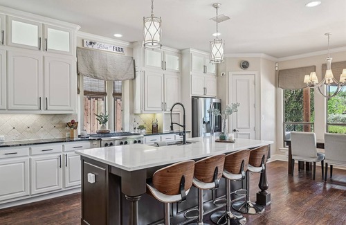 Frisco House | Terrific 5-bedroom house with heated spa pool in Frisco