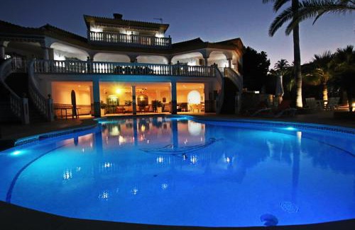 Pinos de Alhaurin Villa | TESS Villa El Oasis