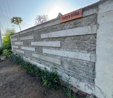Labuan Bajo House | Tety's Wooden Villa