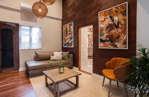 Greater Johannesburg Metropolitan Area Hotel | Thaba Eco Hotel