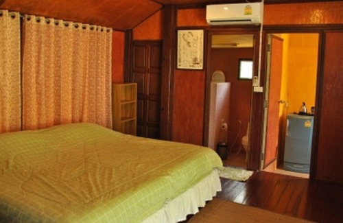 Taling Ngam Cottage | Thai House 20 m from the beach