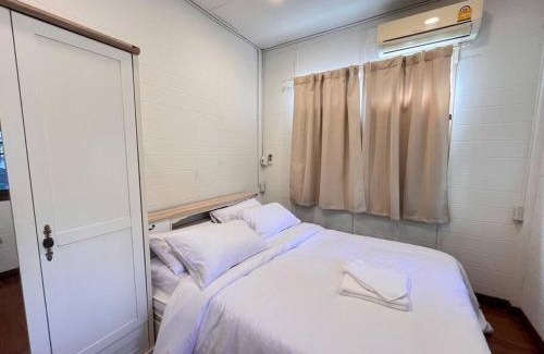 Dusit House | Thairin House Old town BKK