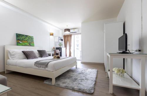 Chom Phon Apartment | Thanaree place