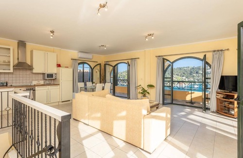 Lakka Villa | Thanasis - One Bedroom Villa, Sleeps 4