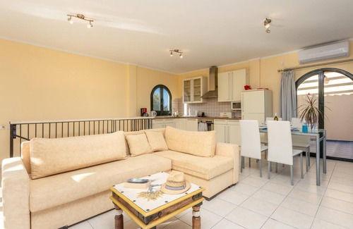 Lakka Villa | Thanasis - One Bedroom Villa, Sleeps 4