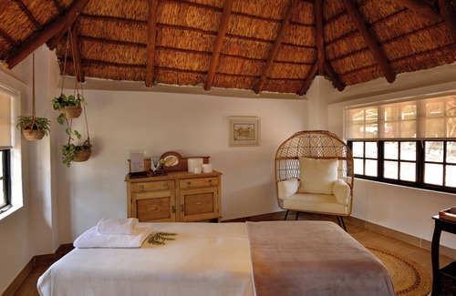 Centurion Cabin | Thanda Manzi Country Hotel