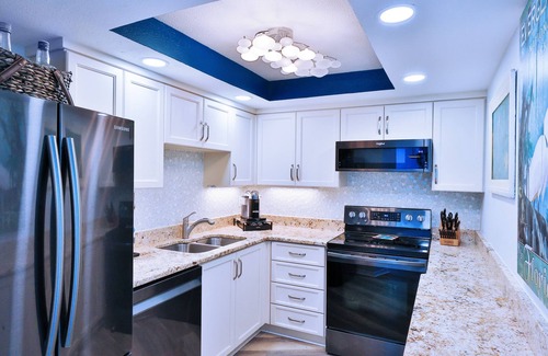 Daytona Beach Shores Condo | Thanksgiving Special! 2/2 Oceanfront Pool,Spa-26flr Panoramic River&Ocean views!