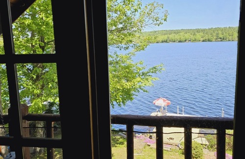 Washington House | THANKSGIVING SPECIAL, RENT 3 NIGHTS GET 4TH NIGHT FREE!