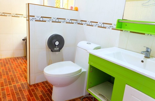 Tha Sala Hotel | Tharadol Beach Resort