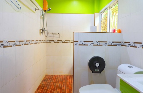 Tha Sala Hotel | Tharadol Beach Resort