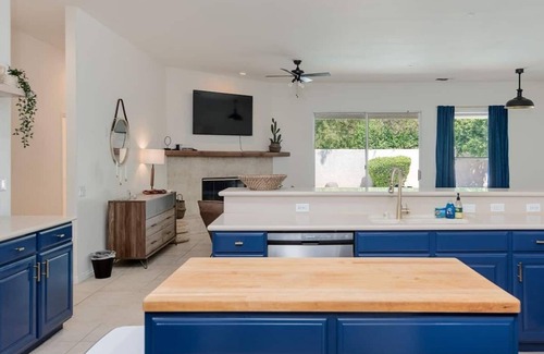 Bermuda Dunes Villa | That Yellow Door-4 bedroom/2.5 bath w/Pool & Spa