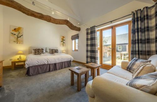 North Burlingham House | Thatch Barn