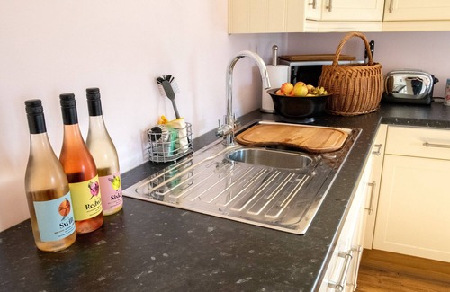 Irstead House | Thatch Cottage - A luxury Norfolk hideaway