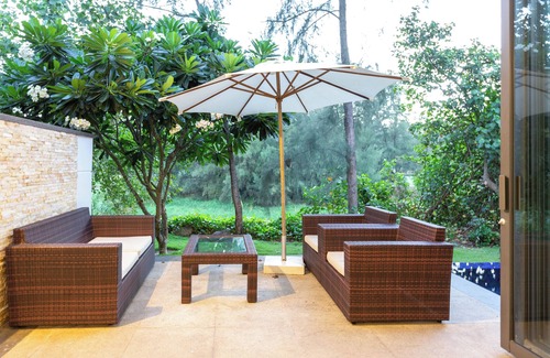 Ngu Hanh Son Villa | The 4 bedrooms villas near the beach, private pool, Ocean Villas resort Da Nang