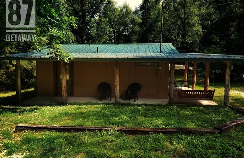 Newnata Cabin | The 87Getaway Cabin #1