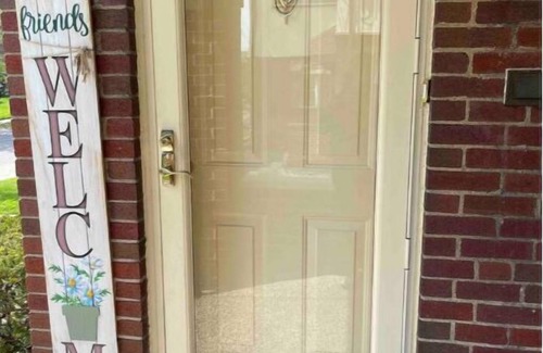Roselawn Finance Apartment | The Abiding Place, warm & cozy 2-bedroom