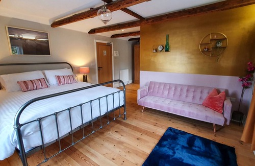 Wragby Hotel | The Adam & Eve