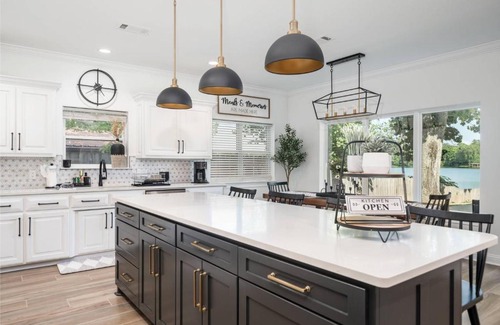 Mid America House | The Adventure House