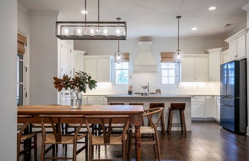 Oxford House | The Aimee, Discounted rate for S. Carolina game!