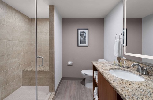 King of Prussia Hotel | The Alloy King of Prussia - a DoubleTree by Hilton