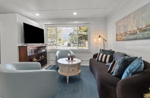 Williams Bay Hotel | The American House in Williams Bay