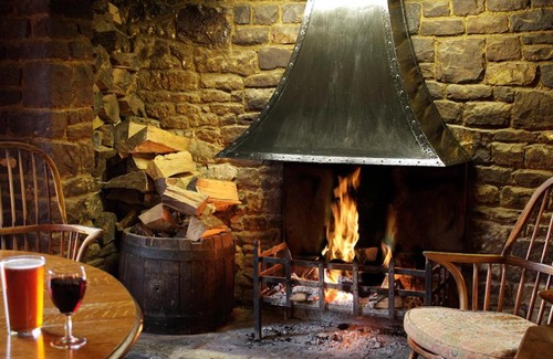 Oldbury-on-Severn Hotel | The Anchor Inn