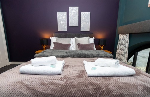 Bowes House | The Ancient Unicorn