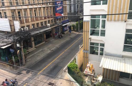 Din Daeng Apartment | The Apartium - Modern Apartment Rentals