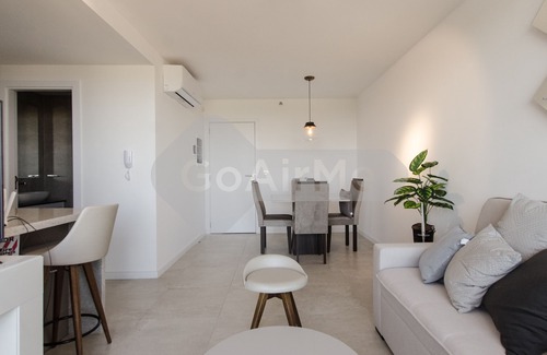 Asuncion Apartment | The apartment is located in a beautiful building called Feel on Santisima Trinidad Avenue