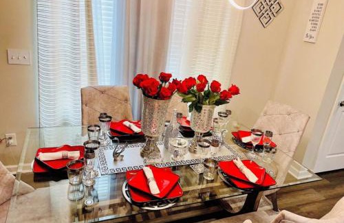 Stockbridge Apartment | The Aristocrat's Abode