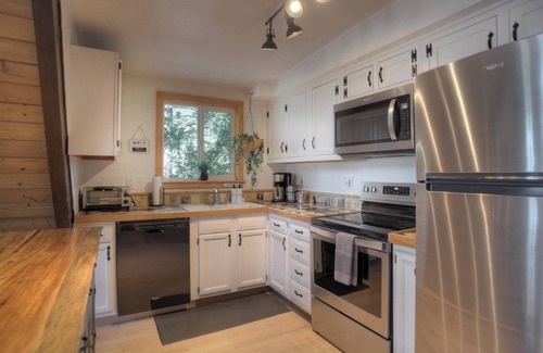 Forest Lakes House | The Ascent A-Frame Cabin | Wooded, Trails, Near Lakes, Deck, Hammock