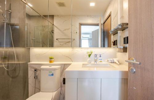 Chang Khlan Apartment | The Astra Sky River - Family Suite 2BR Penthouse, City View, Rooftop Infinity Pool