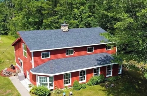 Dollar Bay House | The Atlas House, 1 mile from snowmobile trail & boat launch, secluded house
